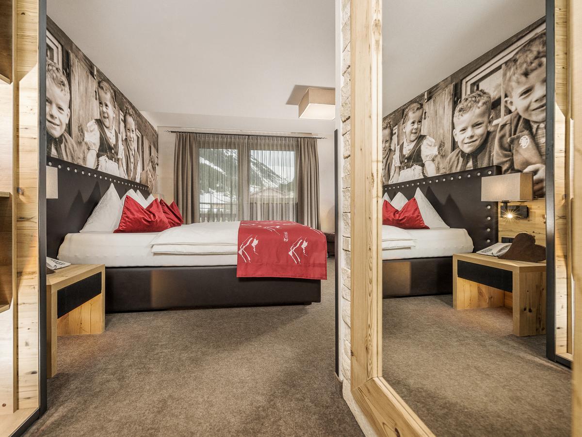 Hotel Bergkristall Zillertal - Adults Only 14 Years Plus Hippach Exterior photo